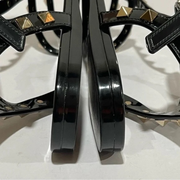 Valentino Garavani Rockstud Flat Sandals - Black - Size 39 - Picture 12 of 14